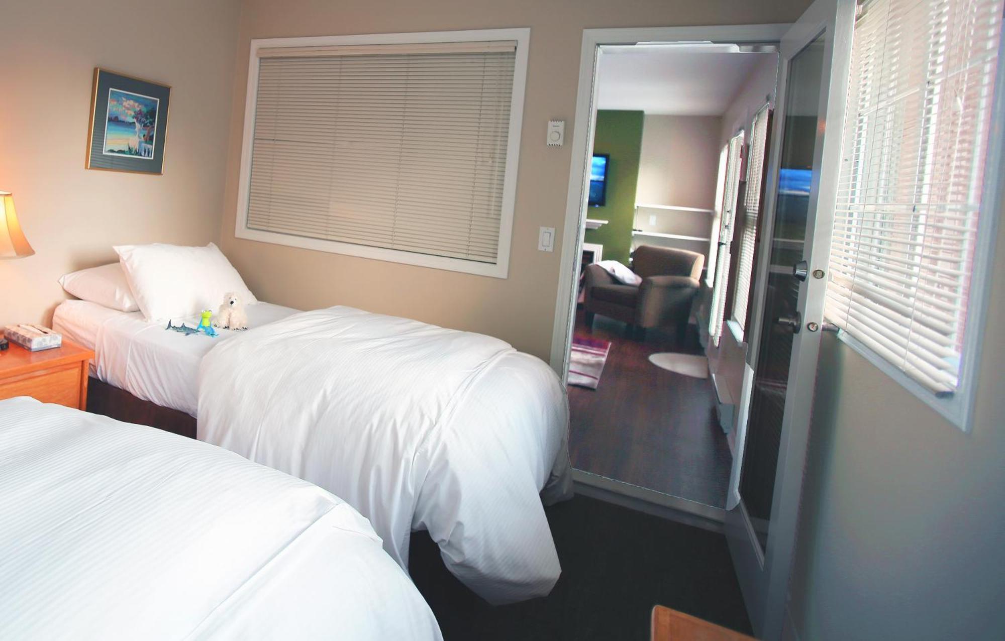Times Square Suites Hotel Vancouver Ruang foto